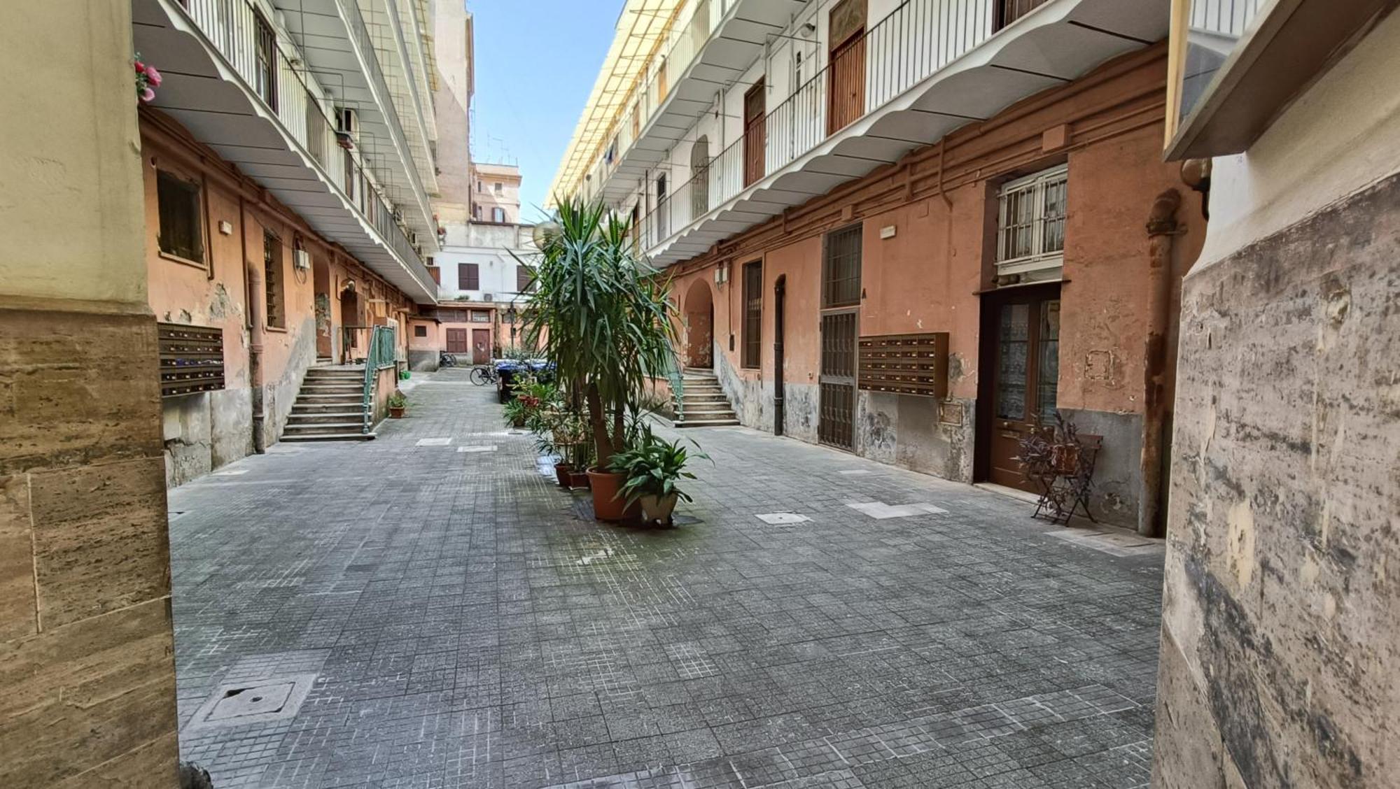 Sanniti' Home, Rome